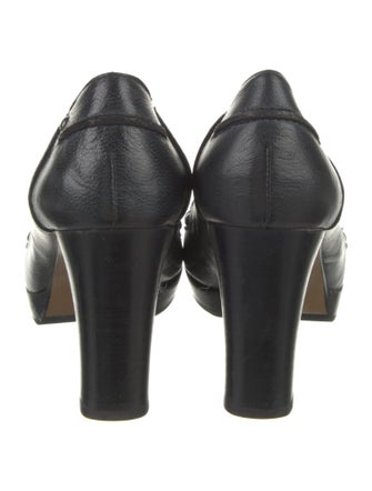 Stefanel Leather Pumps