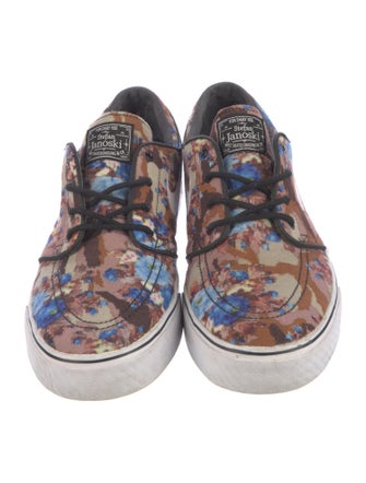 Stefan Janoski x Nike Canvas Printed Sneakers