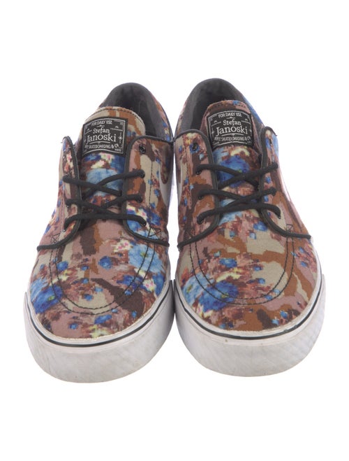 Stefan Janoski x Nike Canvas Printed Sneakers