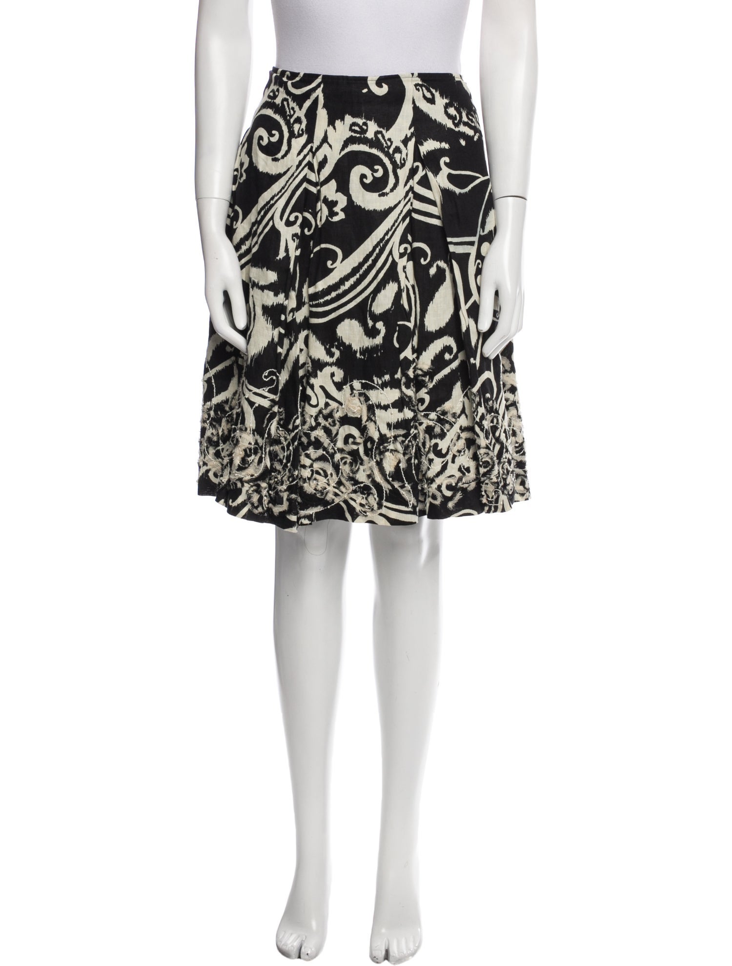 St. John Couture Linen Knee-Length Skirt