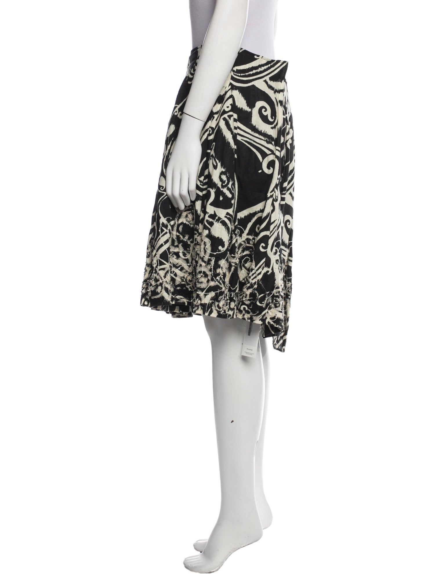 St. John Couture Linen Knee-Length Skirt