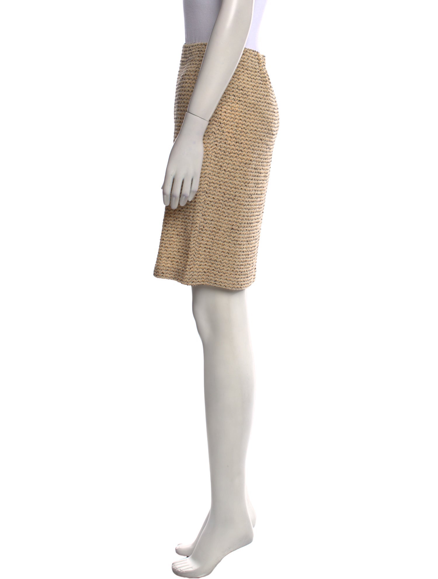 St. John Couture Tweed Pattern Knee-Length Skirt