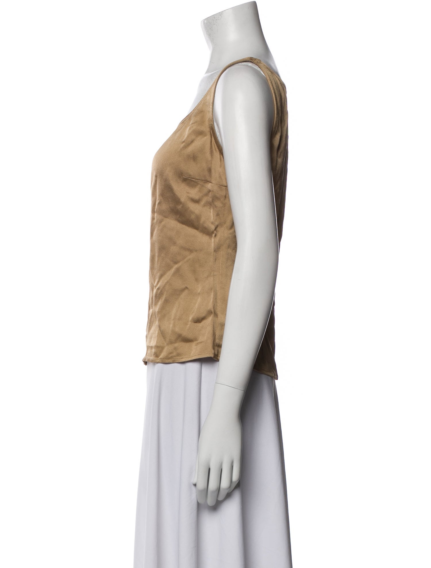 St. John Couture Scoop Neck Sleeveless Top