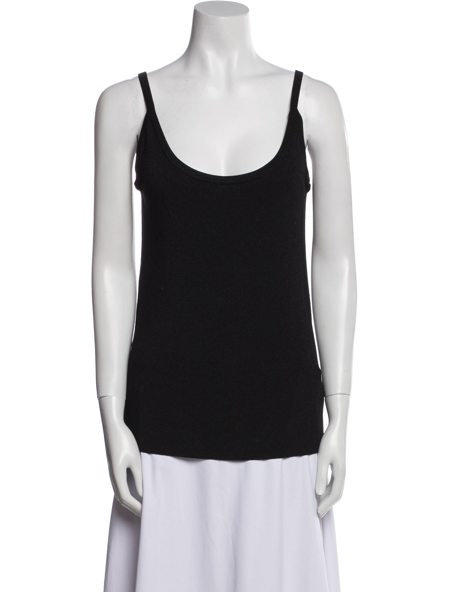 St. John Couture Scoop Neck Sleeveless Top