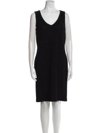 St. John Couture Embroidered Accent Dress Set