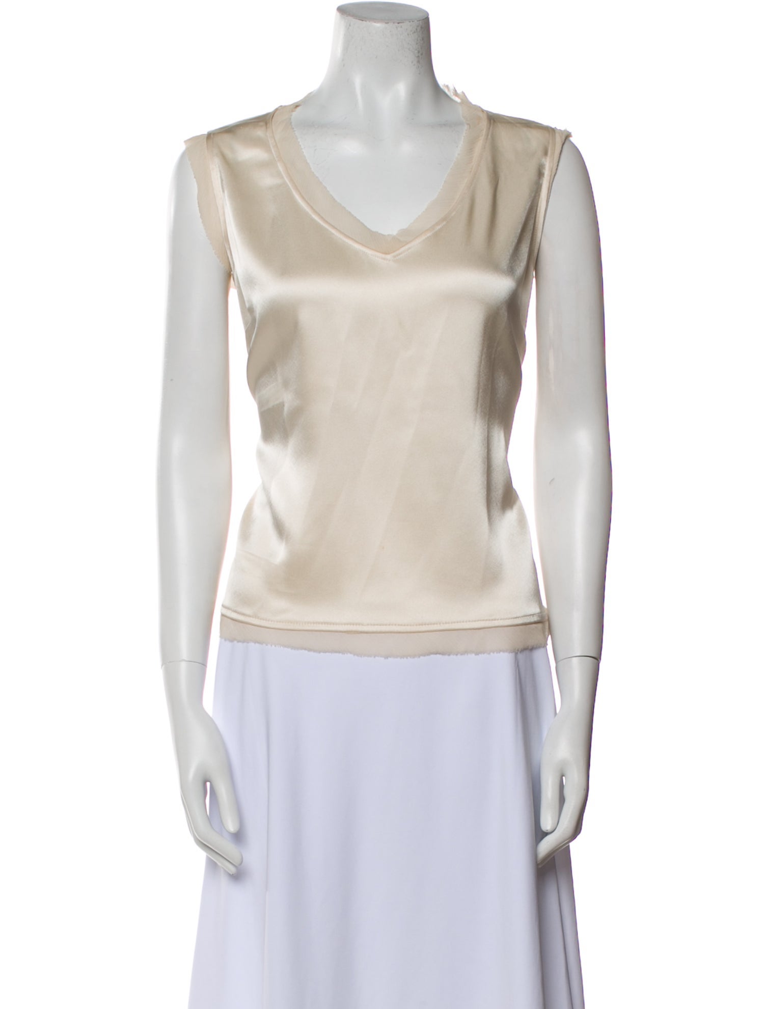 St. John Couture V-Neck Sleeveless Top