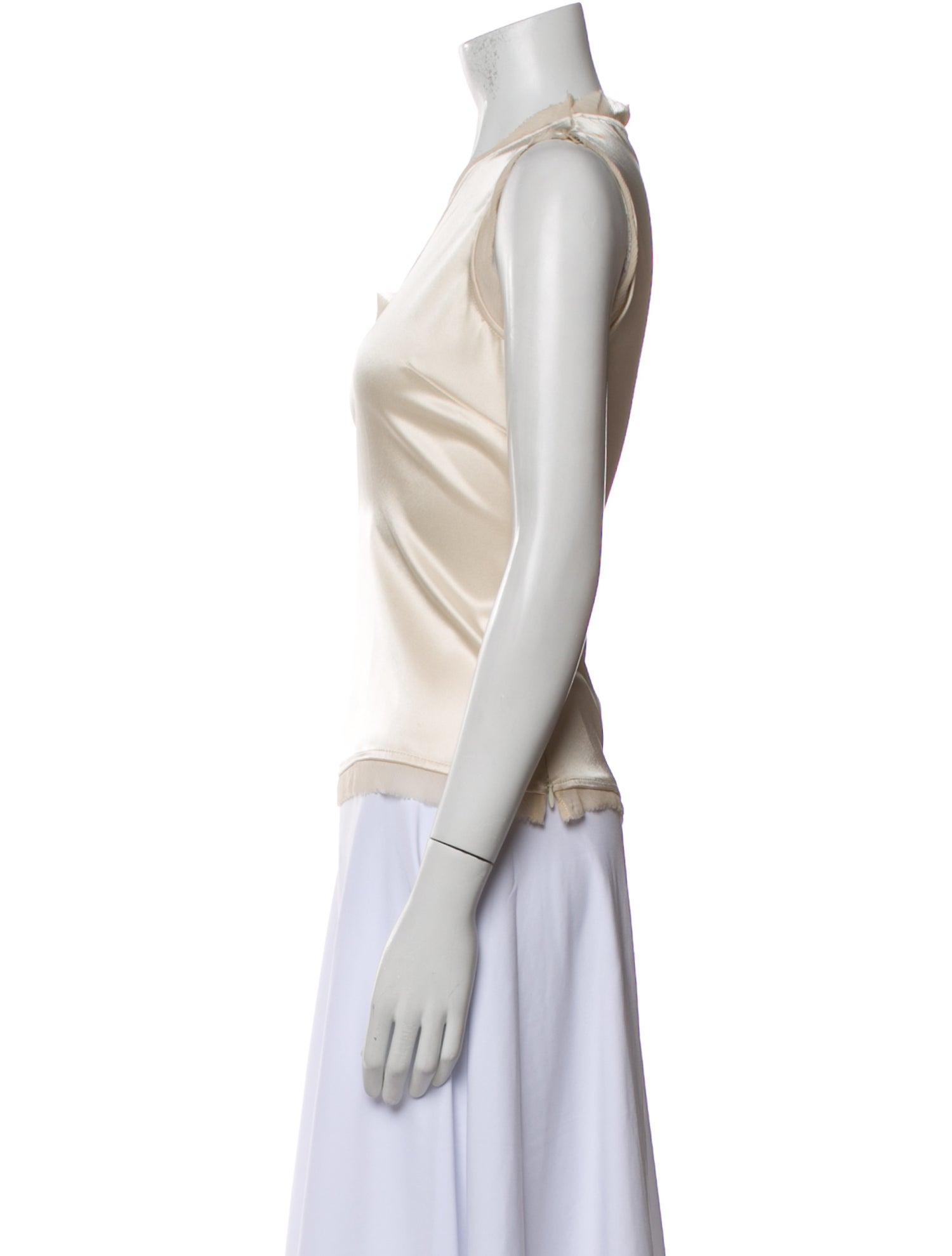 St. John Couture V-Neck Sleeveless Top