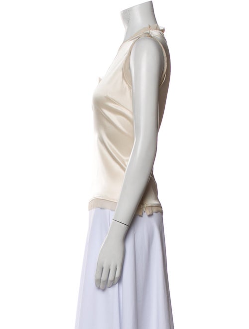 St. John Couture V-Neck Sleeveless Top