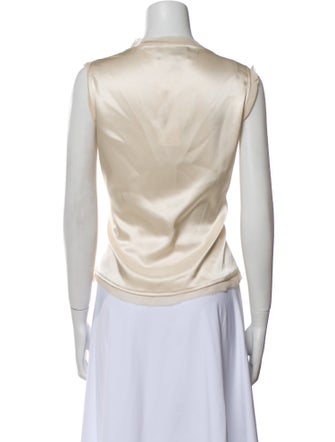 St. John Couture V-Neck Sleeveless Top
