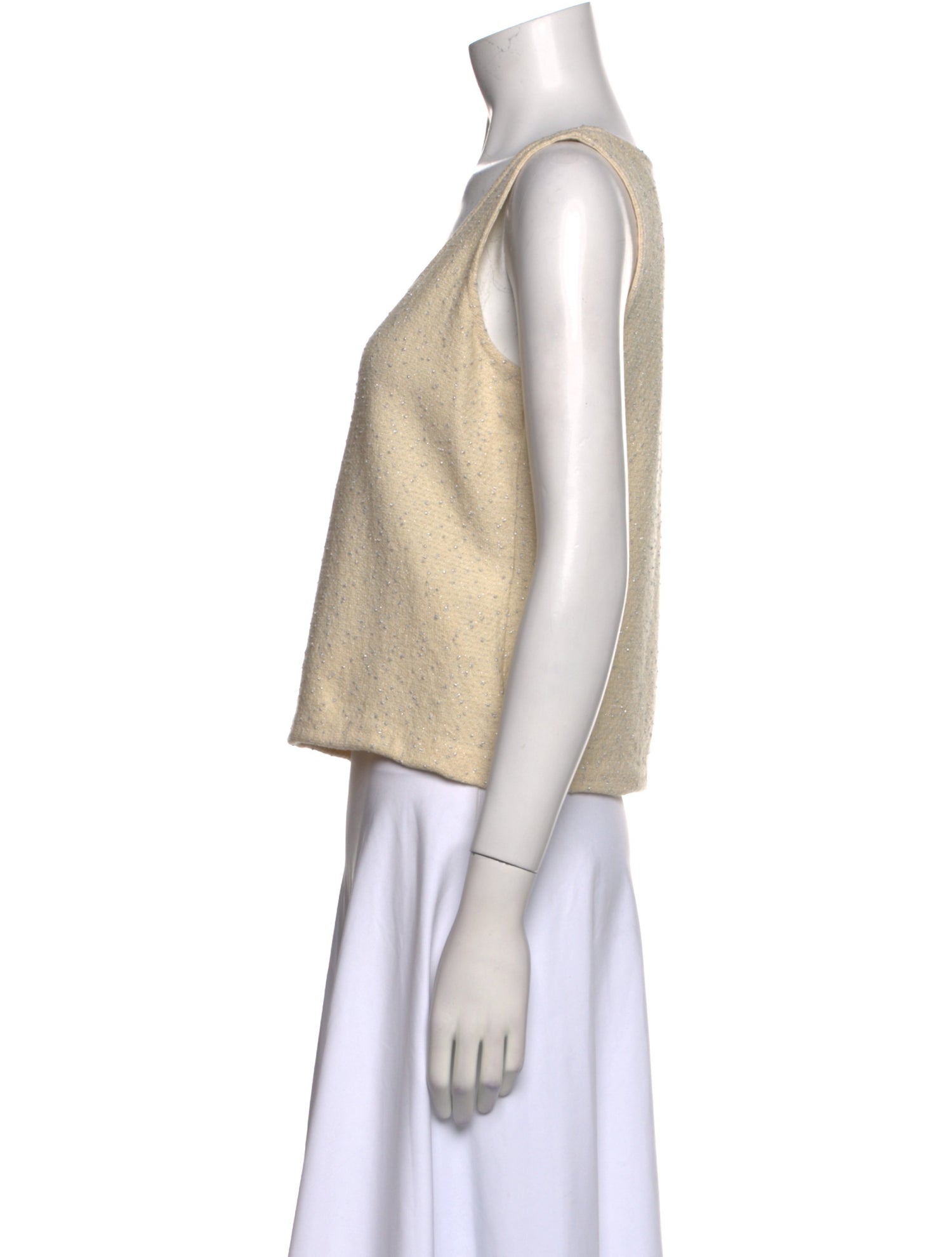 St. John Couture Scoop Neck Sleeveless Crop Top