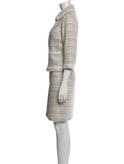 St. John Couture Tweed Pattern Glitter Accents Skirt Suit