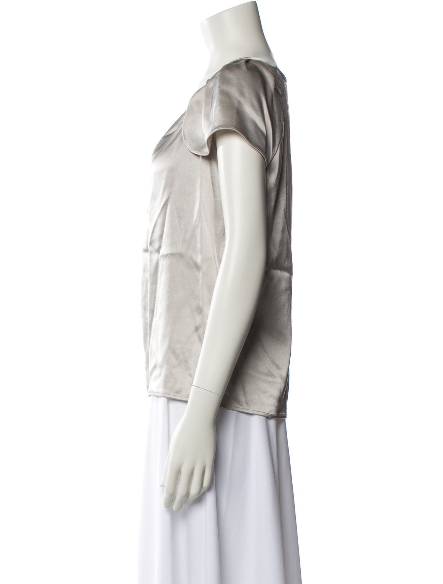 St. John Couture Scoop Neck Short Sleeve Blouse