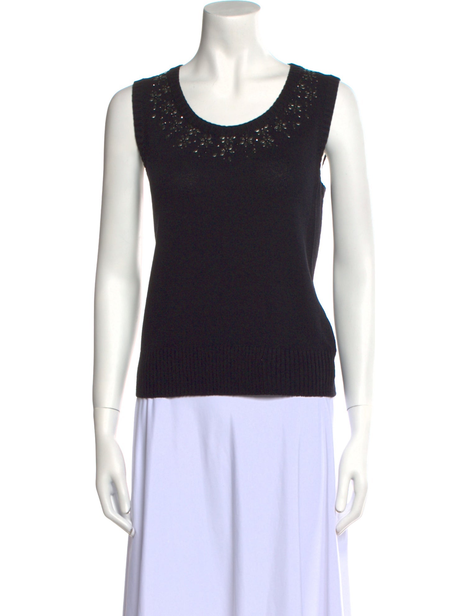 St. John Sport Scoop Neck Sleeveless Top