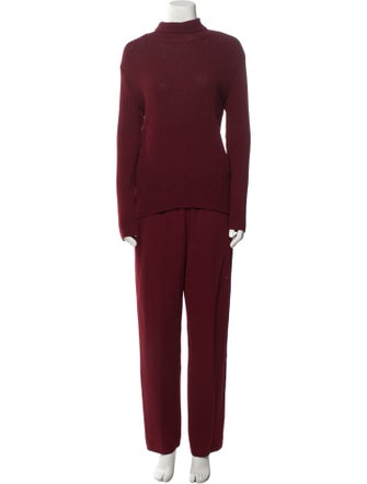 St. John Sport Wool Pant Set