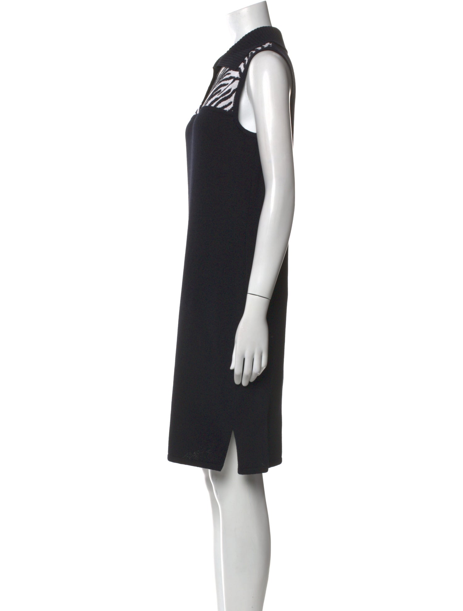 St. John Sport Wool Knee-Length Dress