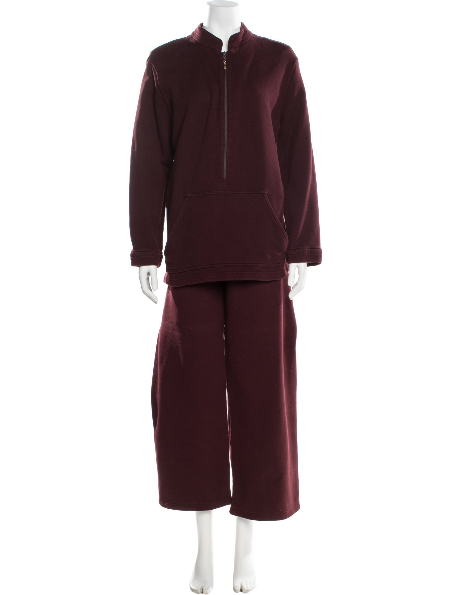 St. John Sport Pant Set