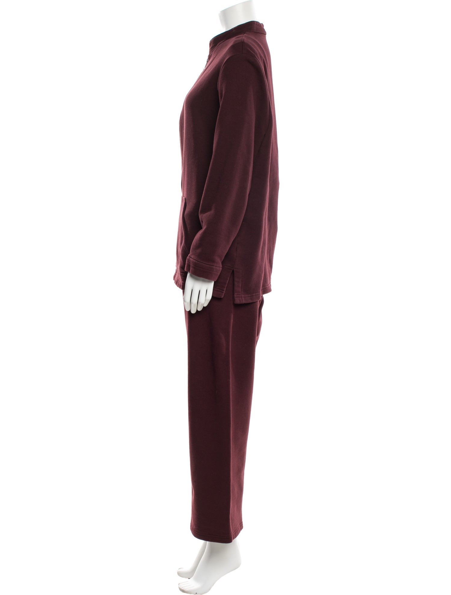 St. John Sport Pant Set