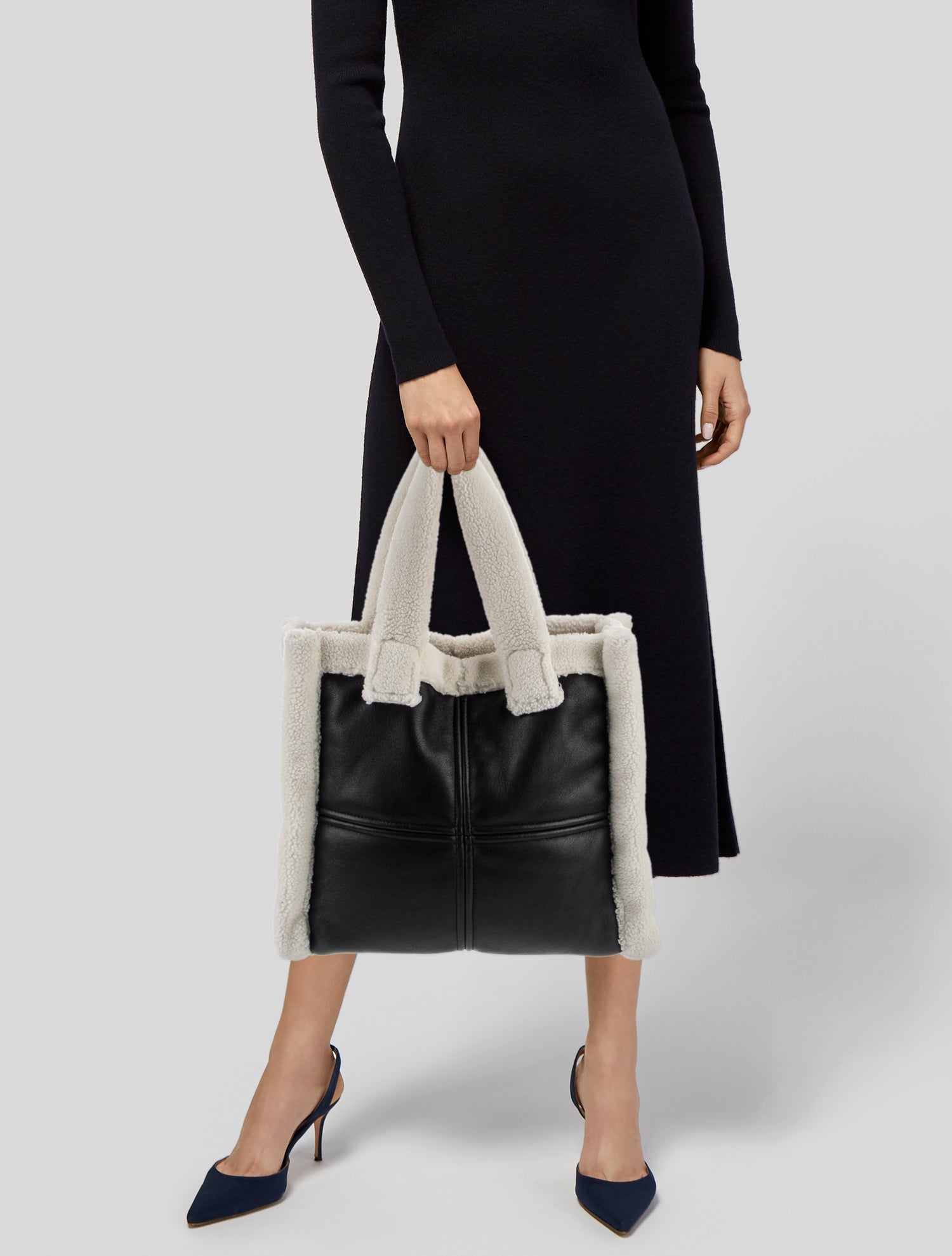 STAND STUDIO Leather Bucket Bag