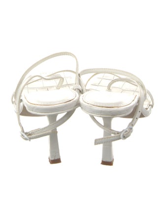 Studio Amelia Leather T-Strap Sandals