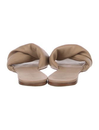 Studio Amelia Leather Slides
