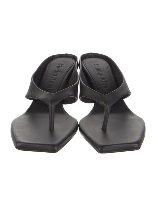 Studio Amelia Leather Slides