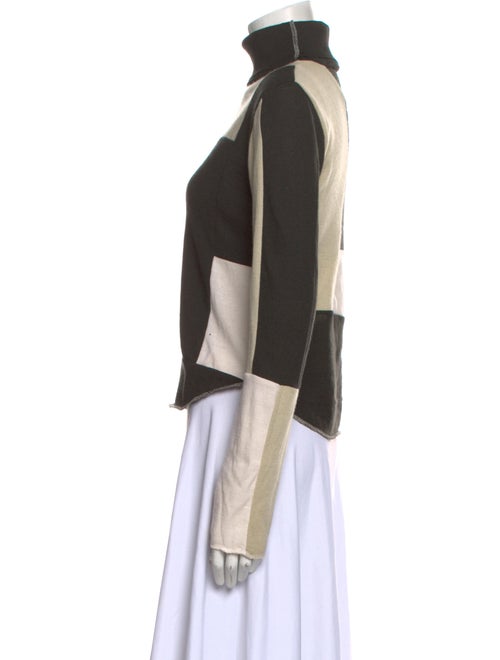 Studio Myke Colorblock Pattern Turtleneck Sweater