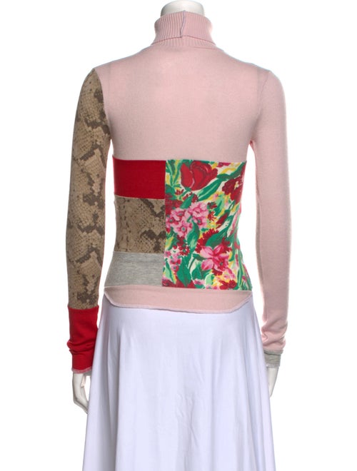 Studio Myke Printed Turtleneck Sweater