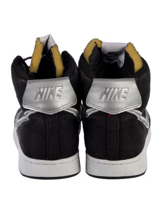 Stüssy x Nike Canvas Sneakers