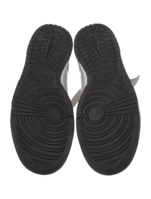 Stüssy x Nike World Tour Tokyo Sneakers