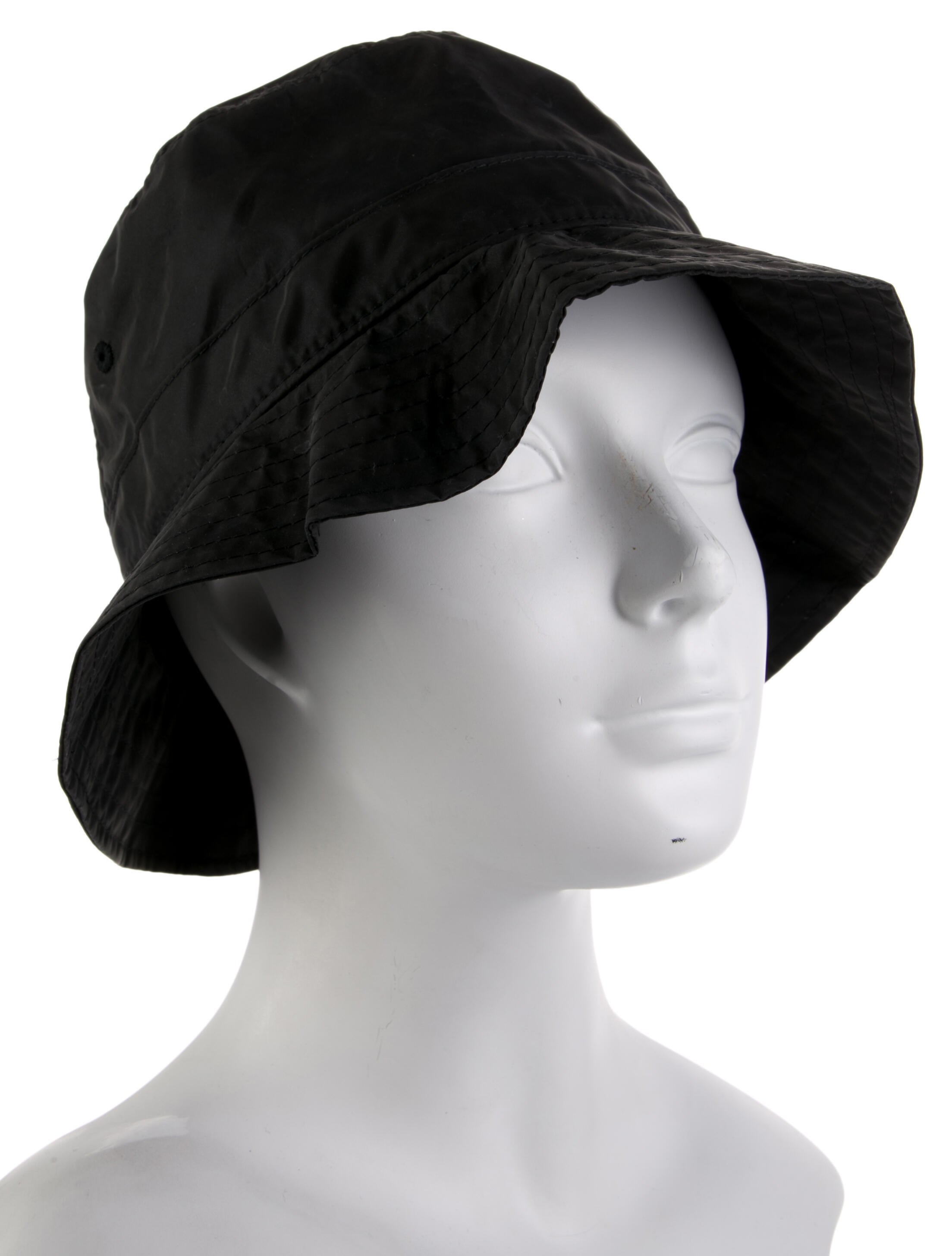 Stüssy Nylon Bucket Hat