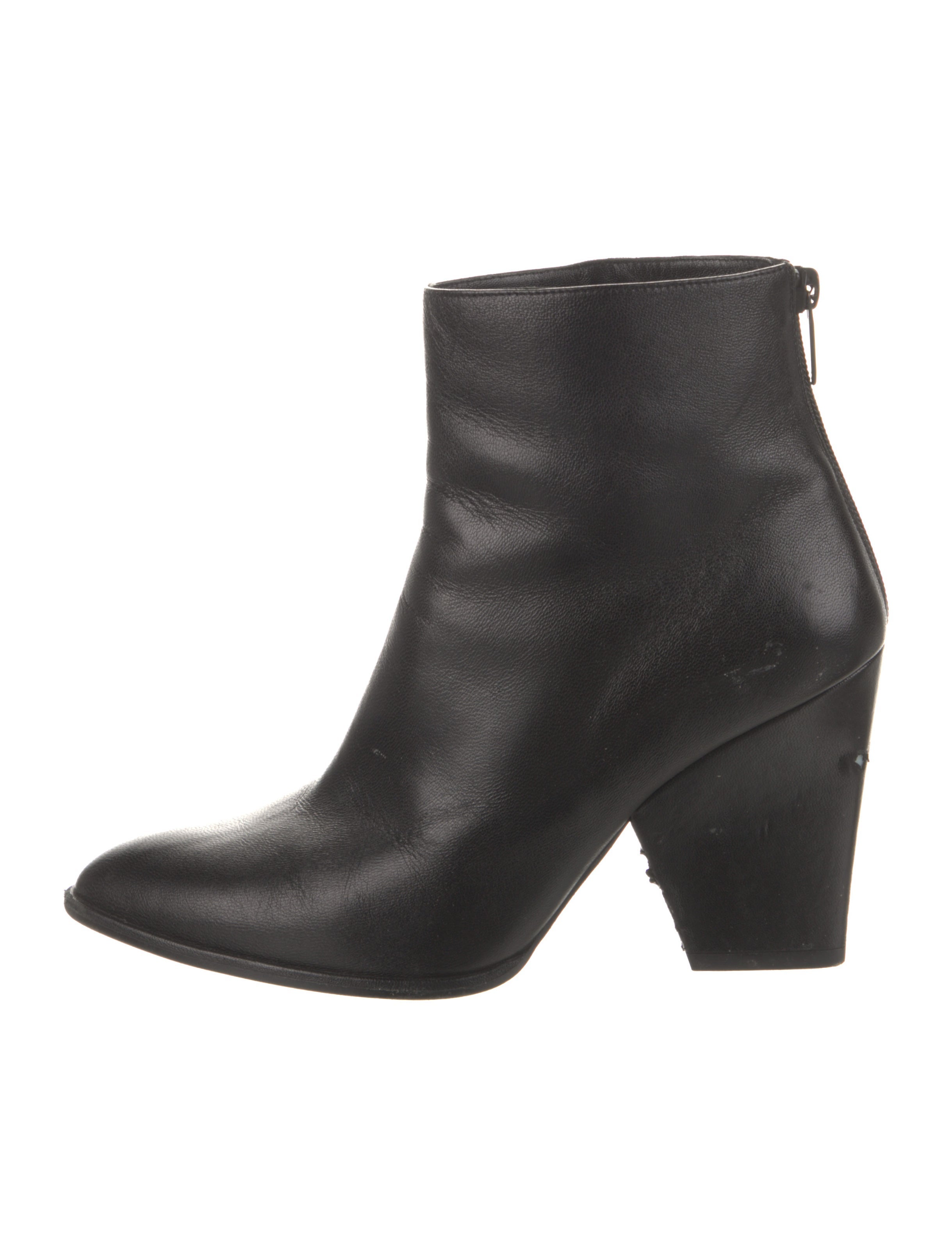 stuart weitzman leather boots