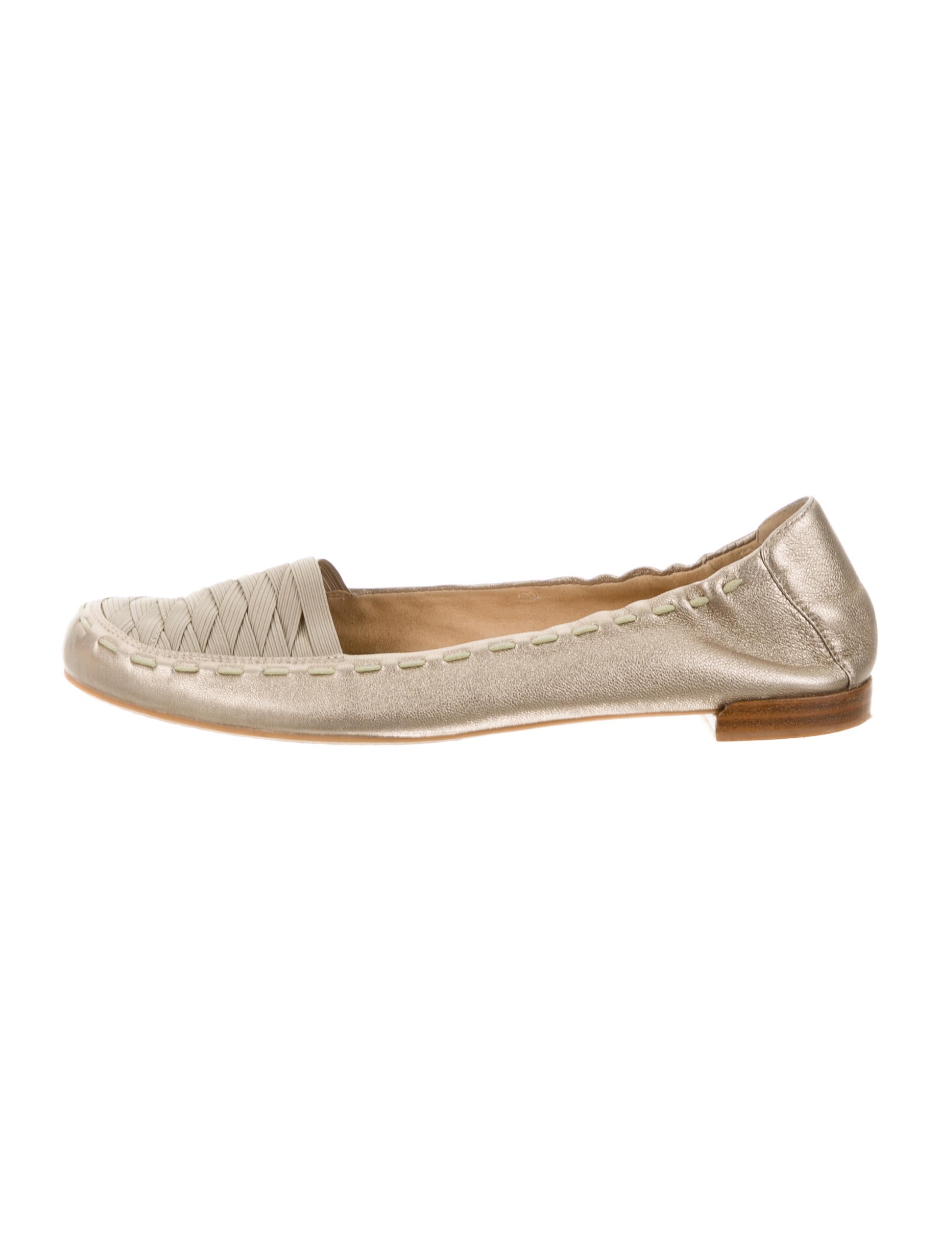 stuart weitzman flat shoes stuart weitzman metallic toe flats shoes stuart weitzman flat shoes stuart weitzman metallic toe flats shoes