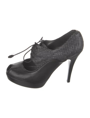 Stuart Weitzman Pumps Leather Animal Print 8