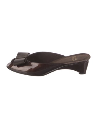 Stuart Weitzman Patent Leather Bow Accents Slides