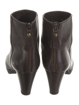 Stuart Weitzman Leather Boots
