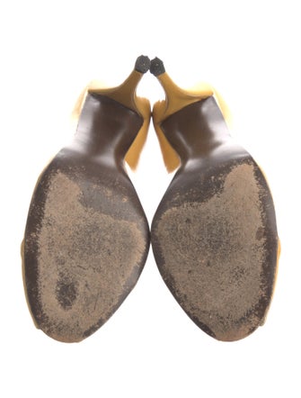 Stuart Weitzman Leather Pumps