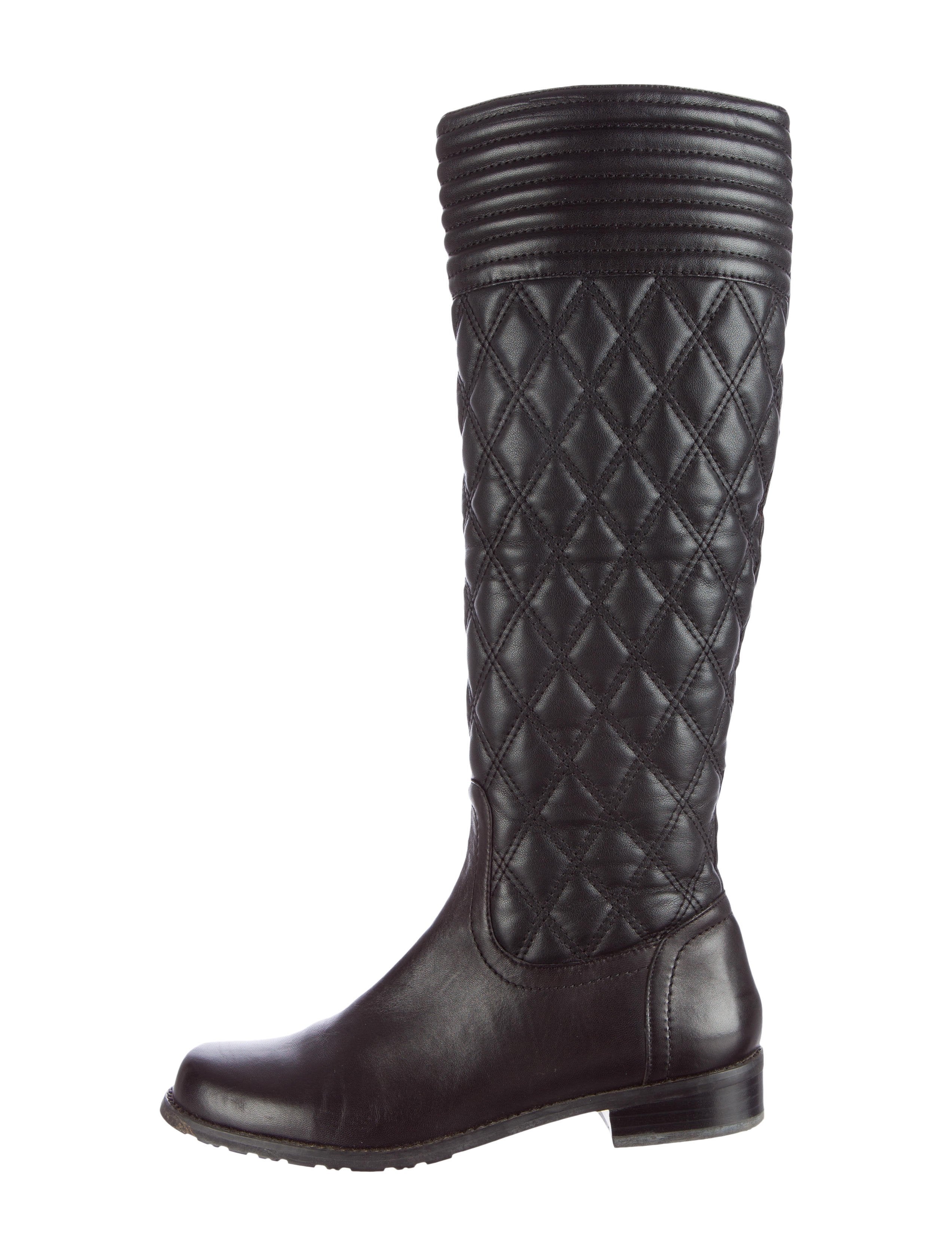stuart weitzman quilted boots