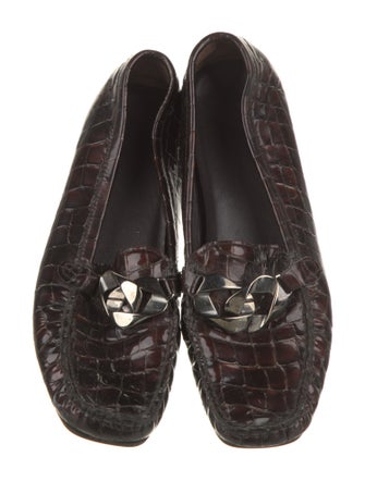 Stuart Weitzman Patent Leather Chain-Link Accents Loafers