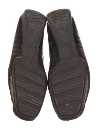 Stuart Weitzman Patent Leather Chain-Link Accents Loafers