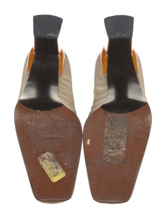 Stuart Weitzman Pumps