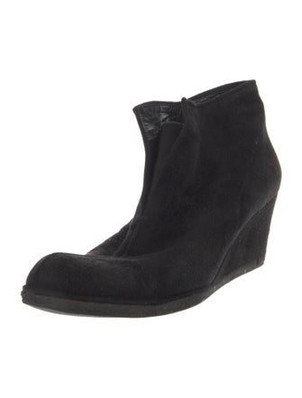 Stuart Weitzman Suede Boots