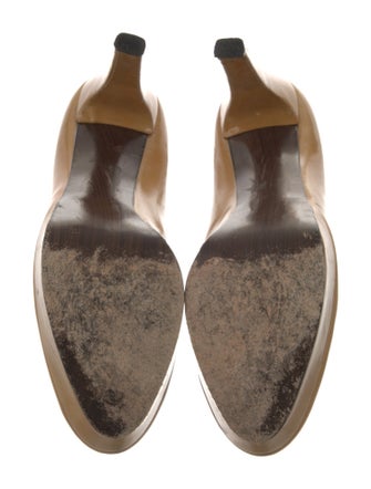 Stuart Weitzman Patent Leather Pumps