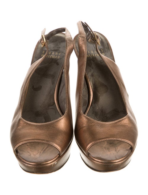 Stuart Weitzman Leather Bow Accents Slingback Sandals