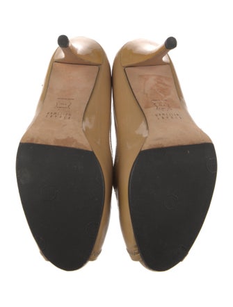 Stuart Weitzman Patent Leather Pumps