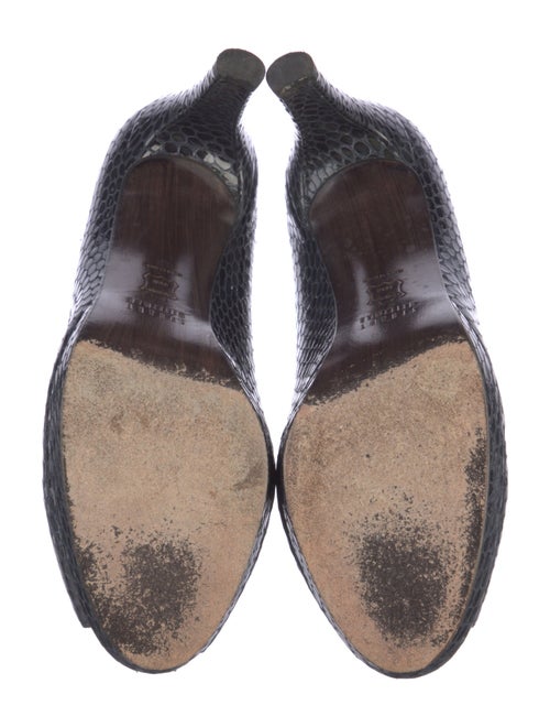 Stuart Weitzman Leather Pumps