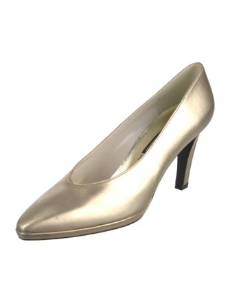 Stuart Weitzman Leather Pumps