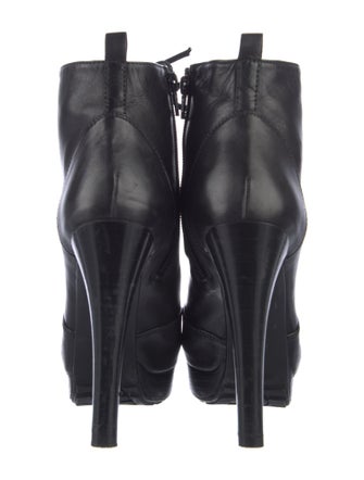 Stuart Weitzman Leather Lace-Up Boots