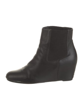 Stuart Weitzman Leather Chelsea Boots