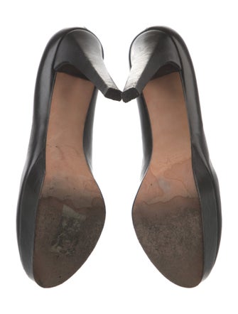 Stuart Weitzman Leather Pumps