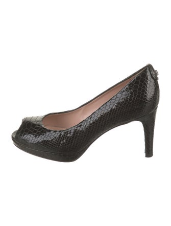 Stuart Weitzman Embossed Leather Pumps